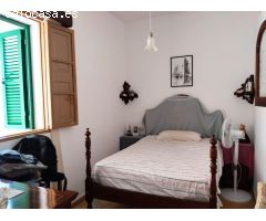 Piso con garaje en el casco antiguo de Portocolom