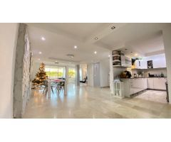 Dúplex en venta en Marbella junto a la playa