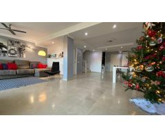 Dúplex en venta en Marbella junto a la playa