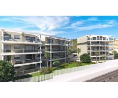 198 viviendas con parking en segunda línea de playa y con vistas al mar en Manilva