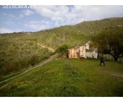 Finca con terreno 147.000 m2 Colmenar, Malaga