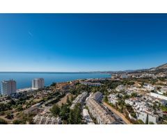 Estupendo ático con vistas panorámicas al mar. EN VENTA Y CON OPCION DE COMPRA