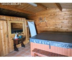 Espectacular villa con piscina y jacuzzi en Montealto, Benalmadena