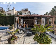 Espectacular villa con piscina y jacuzzi en Montealto, Benalmadena