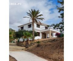 Cortijo  con casa preciosa!!!