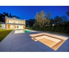 Villa de nueva construccion en Capellania, Benalmadena