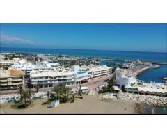 Local comercial en 1a linea de la playa, Benalmadena