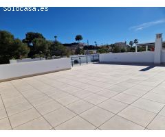 CHALETS DE NUEVA CONSTRUCCIÓN - ZONA PINAR DE CAMPOVERDE -