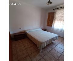 PRECIOSA CASA ADOSADA CON JARDÍN A 10 MINUTOS A PIE DE LA PLAYA - ZONA LA REGIA, LOS DOLSES -