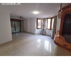 PLANTA BAJA DE 3 DORMITORIOS A 50 M. DE LA PLAYA, CON PISCINA COMUNITARIA - ZONA GUARDAMAR -