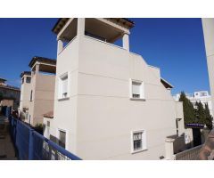 CHALET DE 3 DORMITORIOS CON VISTAS AL MAR Y PISCINA COMUNITARIA - ZONA SAN MIGUEL DE SALINAS -