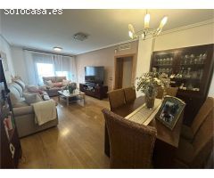 GRAN APARTAMENTO DE 4 DORMITORIOS A 600 METROS DEL MAR - ZONA TORREVIEJA CENTRO -