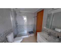 OPORTUNIDAD!! BAJO ESPECTACULAR CON GRAN JARDIN