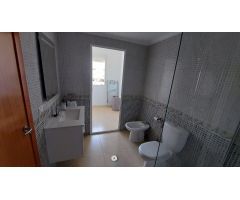 OPORTUNIDAD!! BAJO ESPECTACULAR CON GRAN JARDIN