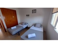 OPORTUNIDAD!! BAJO ESPECTACULAR CON GRAN JARDIN