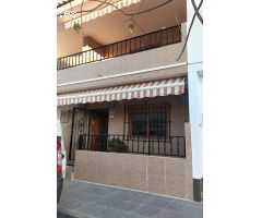 ADOSADO DE 2 DORMITORIOS A 200 METROS DEL MAR - ZONA TORRE DE LA HORADADA -