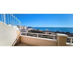 PRECIOSO ÁTICO DE 2 DORMITORIOS EN PRIMERA LÍNEA DE PLAYA DEL CURA - ZONA TORREVIEJA -