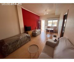AMPLIO APARTAMENTO DE 3 DORMITORIOS Y 2 BAÑOS - ZONA ALMORADÍ -