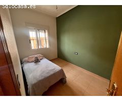 AMPLIO APARTAMENTO DE 3 DORMITORIOS Y 2 BAÑOS - ZONA ALMORADÍ -