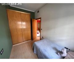 AMPLIO APARTAMENTO DE 3 DORMITORIOS Y 2 BAÑOS - ZONA ALMORADÍ -
