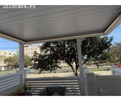 PRECIOSO ADOSADO DE 3 DORMITORIOS CON SOLÁRIUM PRIVADO - ZONA GUARDAMAR -
