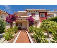 ESPECTACULAR BUNGALOW EN ORIHUELA COSTA CON PISCINA COMUNITARIA