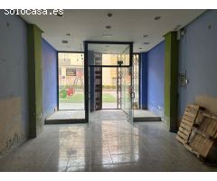 AMPLIO LOCAL COMERCIAL EN ORIHUELA CENTRO