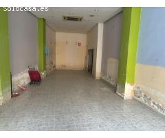 AMPLIO LOCAL COMERCIAL EN ORIHUELA CENTRO