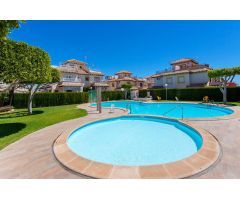 DUPLEX EN PUNTA PRIMA-ORIHUELA COSTA CON PISCINA COMUNITARIA
