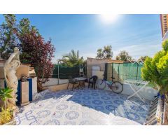 DUPLEX EN PUNTA PRIMA-ORIHUELA COSTA CON PISCINA COMUNITARIA