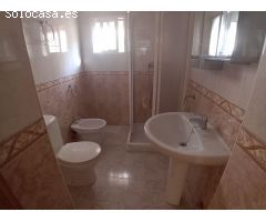 Adosado en Venta en Benijófar, Alicante