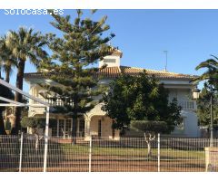 VILLA DE LUJO DE 7 DORMITORIOS A 150 M DEL MAR, CON PISCINA PRIVADA - ZONA CABO ROIG -