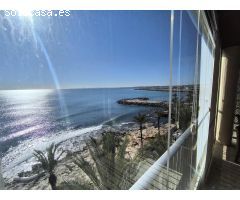PISO DE 3 DORMITORIOS CON IMPRESIONANTES VISTAS AL MAR, GARAJE INCLUIDO - ZONA TORREVIEJA -