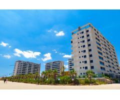 GRAN ÁTICO DE 3 DORMITORIOS EN PANORAMA MAR CON PISCINAS Y VISTAS AL MAR - ZONA PUNTA PRIMA -