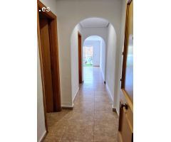 APARTAMENTO EN EL CENTRO DE TORREVIEJA CON PISCINA COMUNITARIA