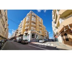 APARTAMENTO DE 3 DORMITORIOS A 300 METROS DE LA PLAYA - ZONA TORREVIEJA -