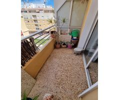 APARTAMENTO DE 3 DORMITORIOS A 300 METROS DE LA PLAYA - ZONA TORREVIEJA -