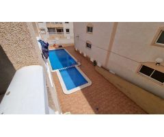 APARTAMENTO DE DOS DORMITORIOS CON PISCINA COMUNITARIA - ZONA TORREVIEJA -