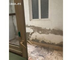 Se VENDE local Comercial en NOVELDA
