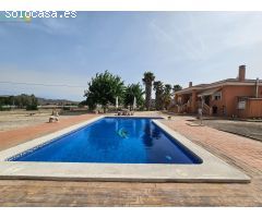 SE VENDE CHALET EN EL CAMPET - NOVELDA
