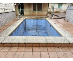 SE VENDE CASA EN CODO
