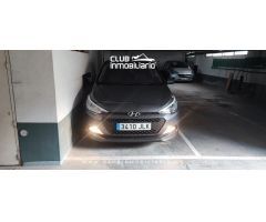 Plaza de Garaje para coche pequeño
