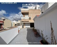 Ático dúplex en el corazón de Santa Cruz semi-amueblado con garaje y trastero