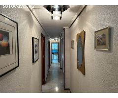 Exclusividad, Piso de esquina en calle Reina Victoria en Elche