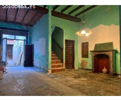 Se vende amplia Casa señorial para inversores, en la localidad de Gata de Gorgos