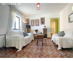 ENTRAÑABLE CASA en LOS HUERTOS (SEGOVIA) con 3 HABITACIONES y PATIO