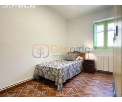 ENTRAÑABLE CASA en LOS HUERTOS (SEGOVIA) con 3 HABITACIONES y PATIO