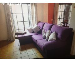 Dúplex de 104m2, 4 dormitorios, plaza de parking y trastero, en el casco de Santa Brígida