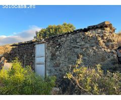 Oportunidad Única: Terreno Rústico de 16.000 m² con cuarto de aperos en Los Silos, Gáldar