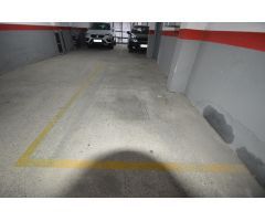 Parking en planta baja, carrer la Paz, Fondo, Santa Coloma de Gramenet